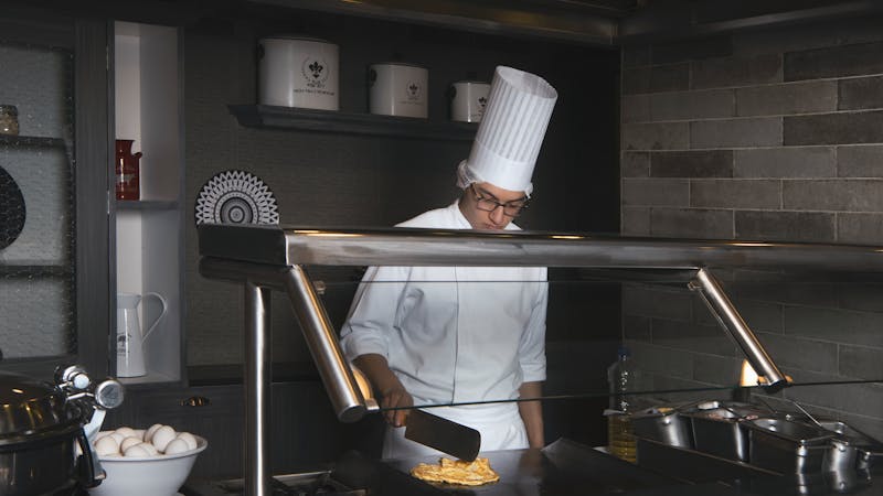 Sophia Reeves, Head Chef at Jet's pizza