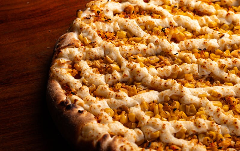 Mac and cheese specialty pizza